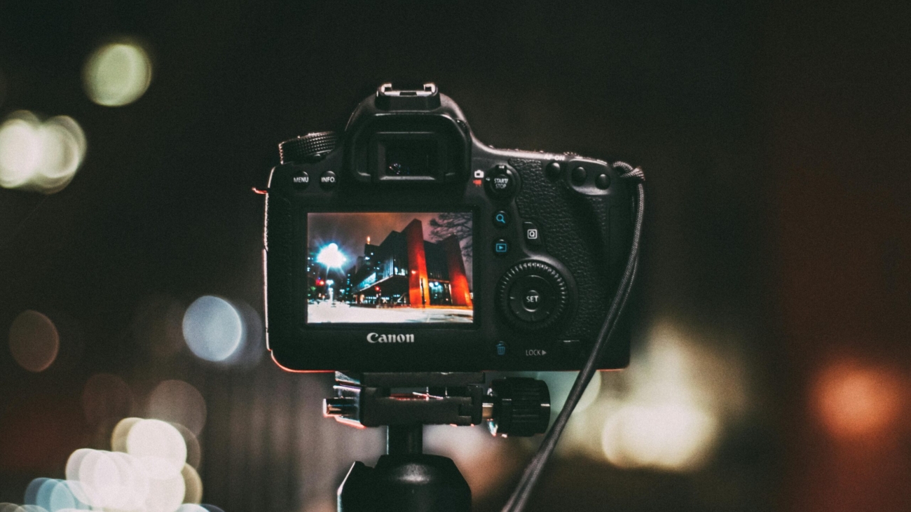 pexels-hikaique-243757